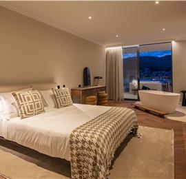 Selection of 5 bedroom seafront villas with heated pool on Ciovo near Trogir, sleeps 10
